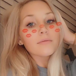 Meet your Posher, Maddie